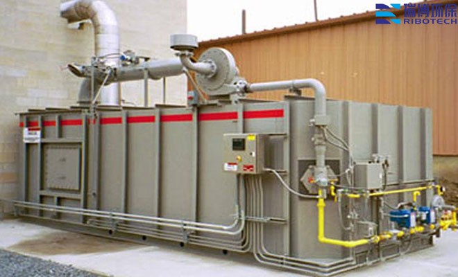 ��Ϳ���U��̎���O����ܺČ������Ă���ʡ�X��